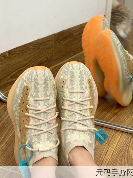 yeezy380蜜桃粉和白色红桃:1. 夏日清新:Yeezy 380蜜桃粉与白色红桃的完美结合