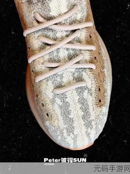 yeezy380蜜桃粉鉴定:1. "深入分析Yeezy 380蜜桃粉鞋款的真伪鉴定方法