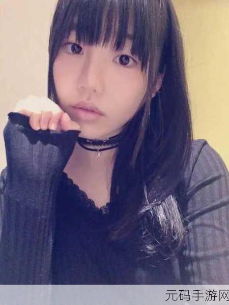 深田咏美与网瘾少年的关系：深田咏美与网瘾少年：虚拟世界中的真实情感探索