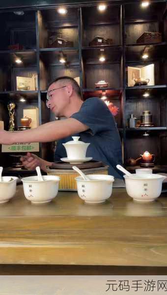 钟生明顺丰:1. "钟生明引领顺丰拓展新市场的成功之路
