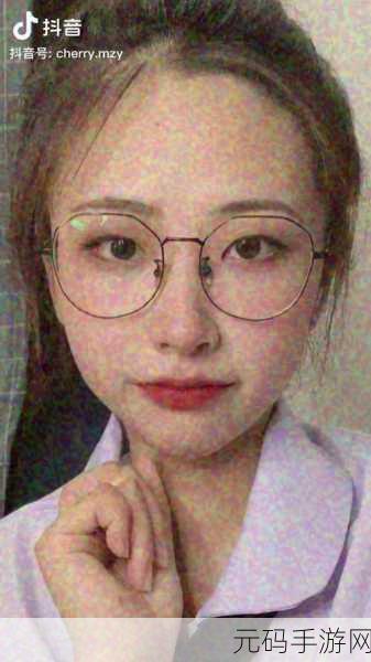 夏季校服透光现象引发热议,校服透光事件引发玩家热议 新皮肤设计遭质疑