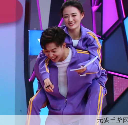 一边亲一边膜下奶,甜蜜互动:宝宝喂养时光