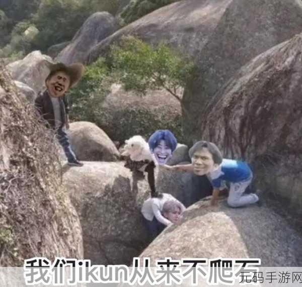 男生的坤坤放入女生的坤坤里,玩家的小可爱与萌宠的甜蜜互动